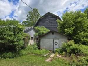 barn